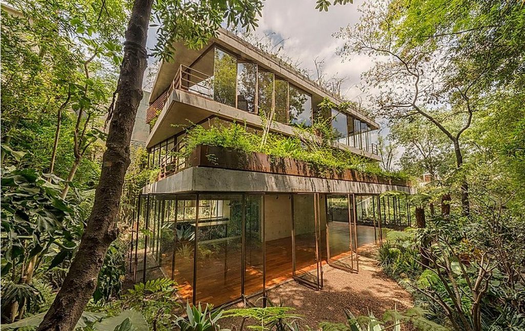 Erasto House by Vertebral