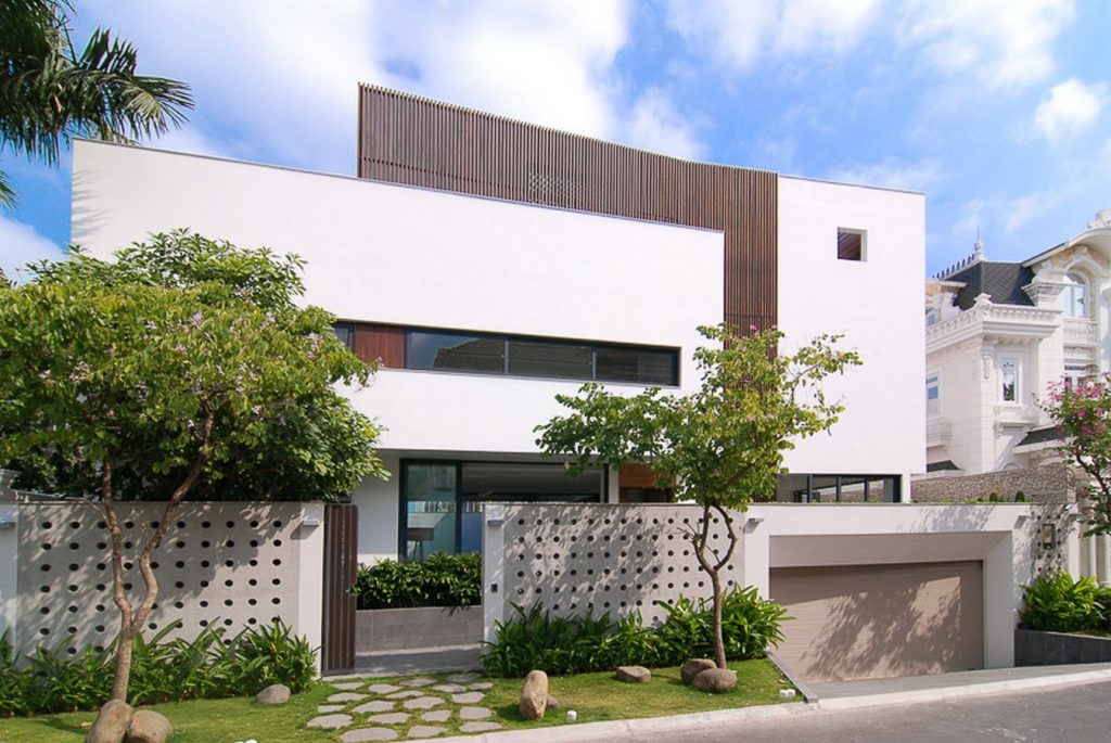 Eden Villa by XYZ Architects