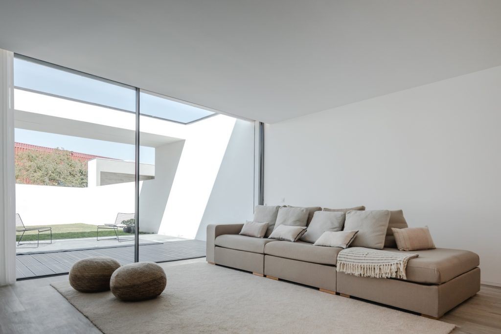 Casa Argivai by Raulino Silva Arquitecto - Sheet1