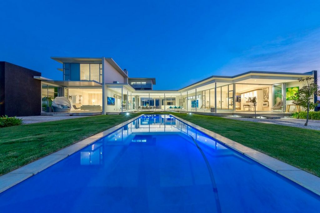 House Vassanjee by PL Architects