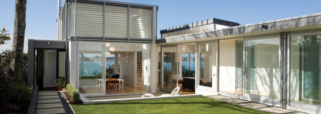 Clifftop Residence by Robin o’donnell Architects