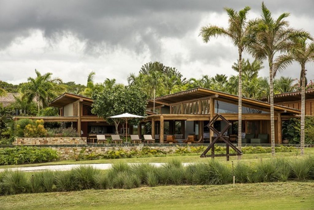 RC Residence by Miguel Pinto GuimaraesArquitetos
