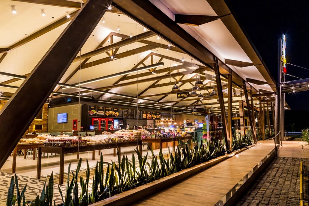 Architects Rio De Janeiro: German Kiosk by Alexandre Magno Arquitetura