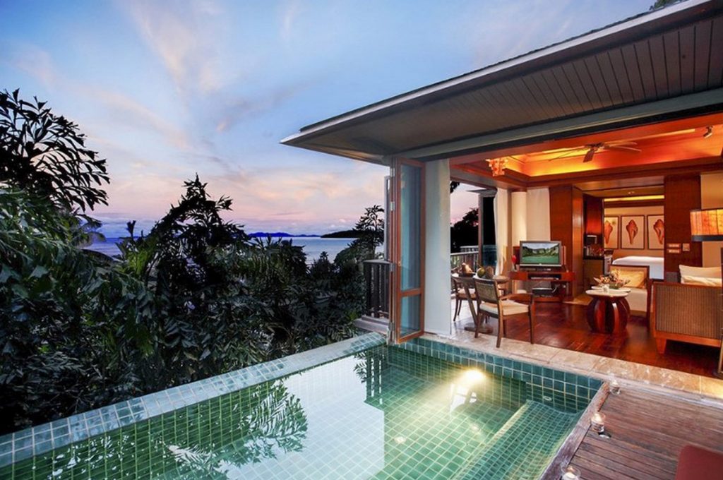 Centara Grand Beach Resort & Villasby URBANiS Co. Ltd