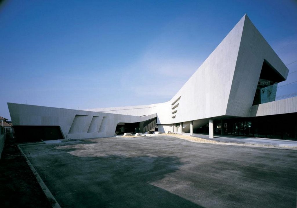 Honda Big Wing by Vaslab Architects
