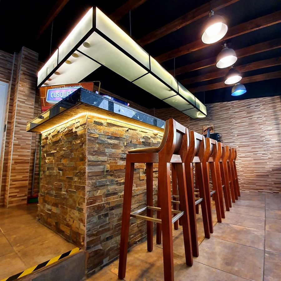Sports Bar by Lima Hub Studio
