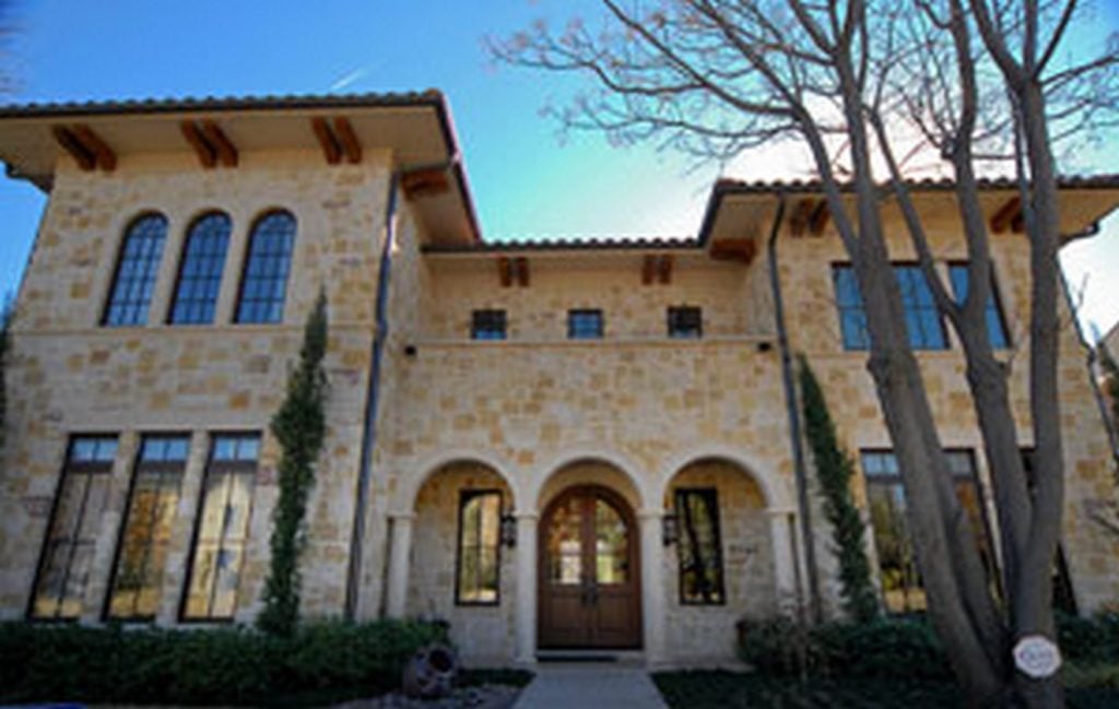 Top 75 Architecture Firms in Dallas - Tailored Tuscan for Entertaining by Architectura 
