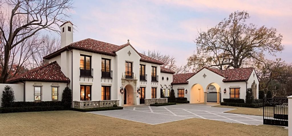 Spanish Revival Edlen Residence by L. Lumpkins Architects