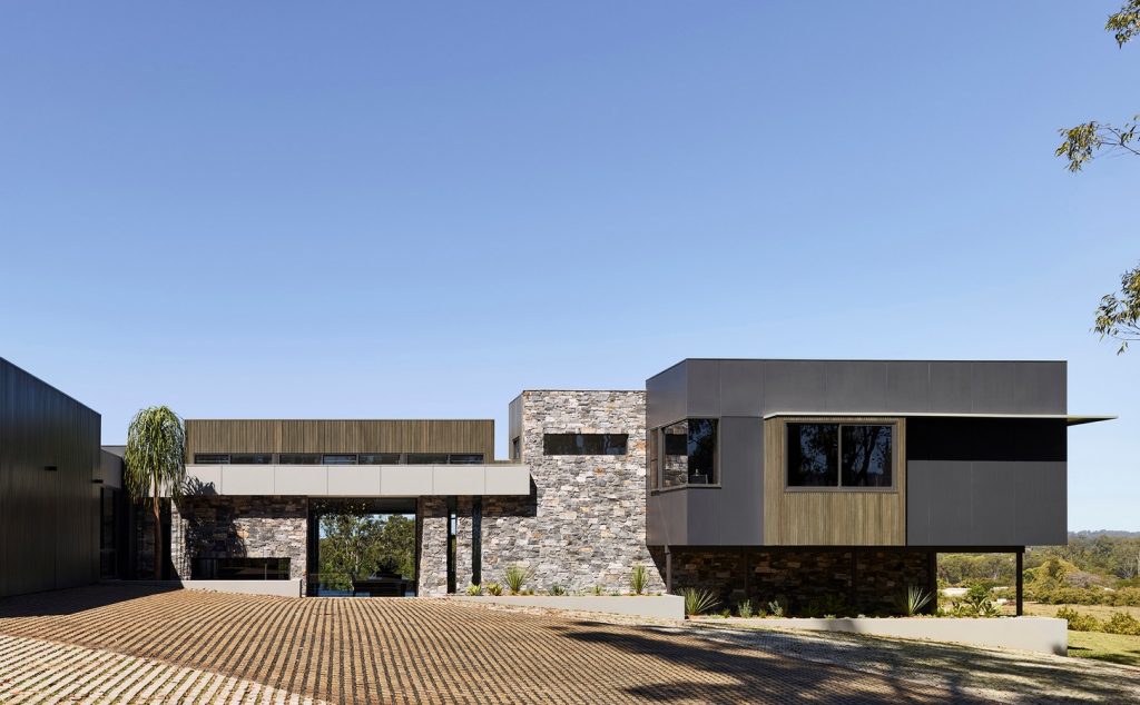 Inner Suburban Studio by Maytree Studios
