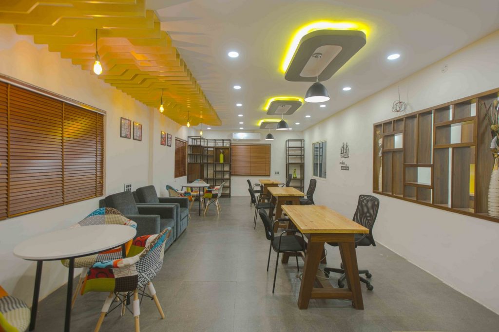 Venkateshwara Office by FABDIZ - Interior Designers in Bangalore