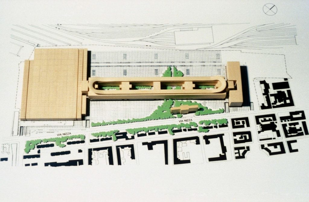 Renzo Piano- Lingotto Factory -1