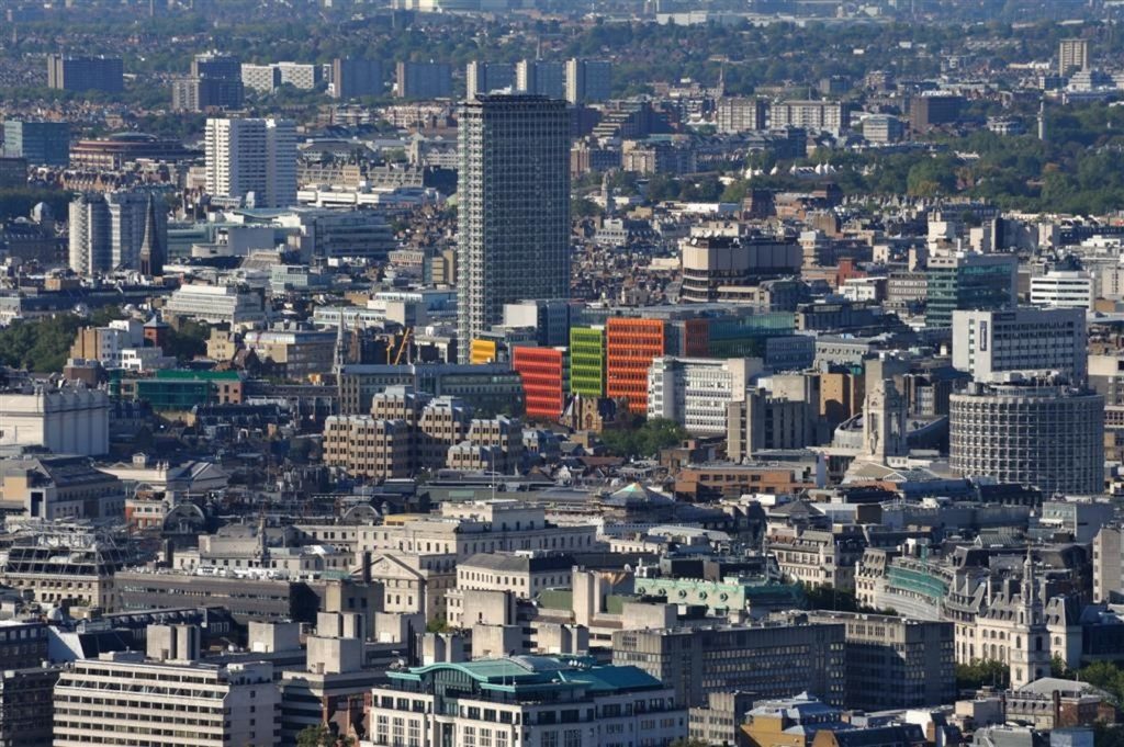 Renzo Piano- St Giles Court -1
