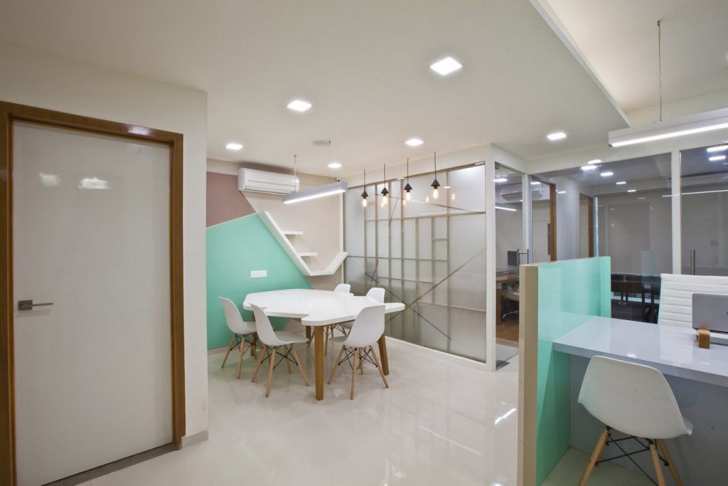 Minimalistic Office by Neotecture