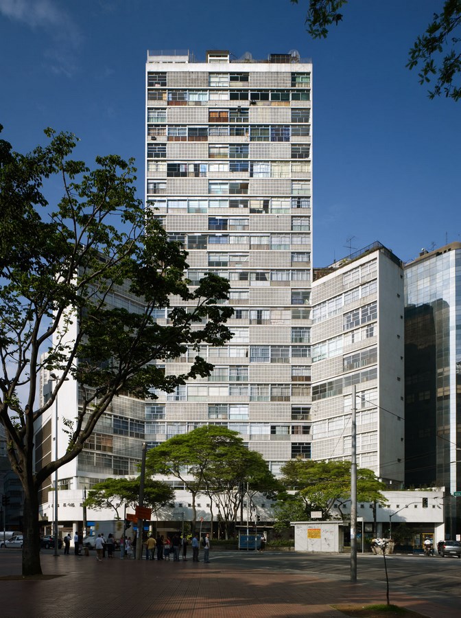 Oscar Niemeyer- Eiffel building -1