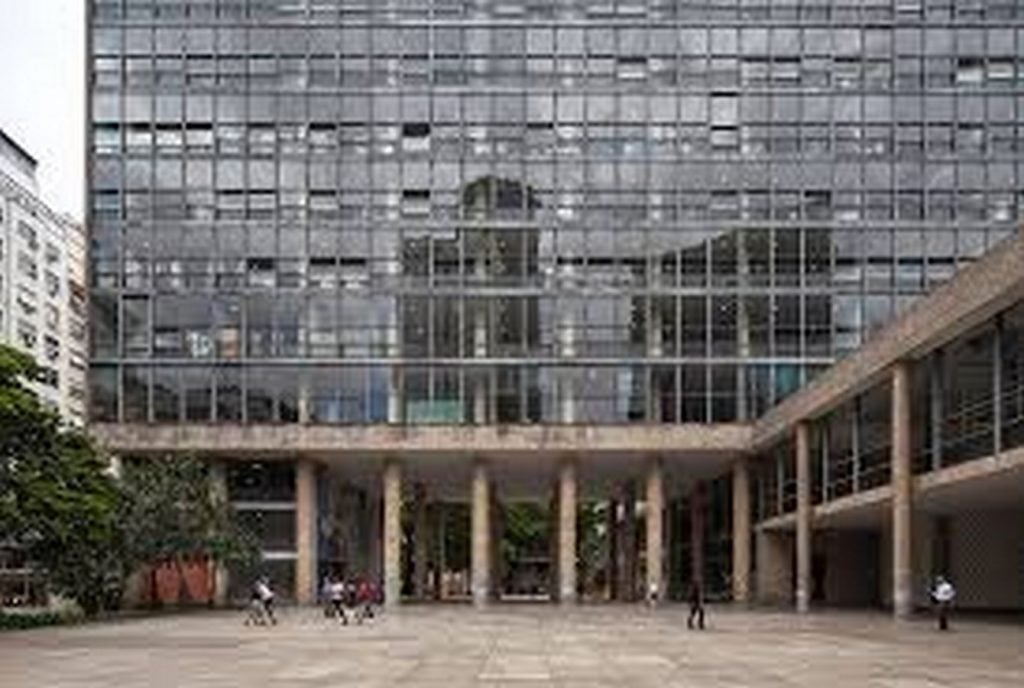 Oscar Niemeyer- Ministry of education and health -2