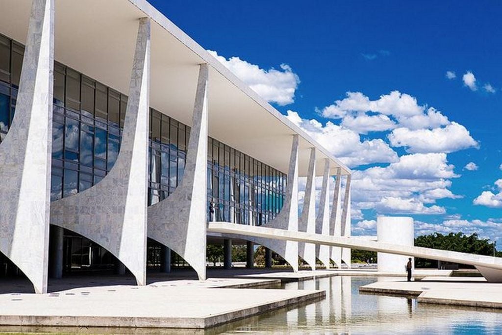 Oscar Niemeyer- Planalto -2