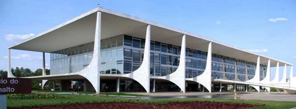 Oscar Niemeyer- Planalto -3