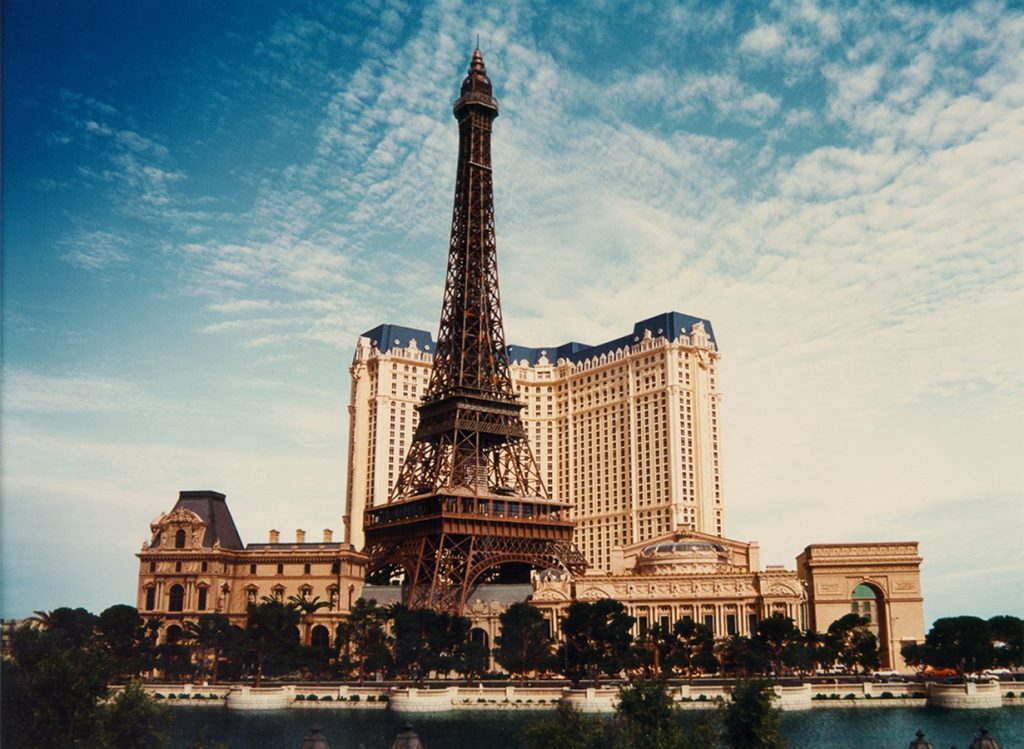 MBH Architects- Hilton Paris -1