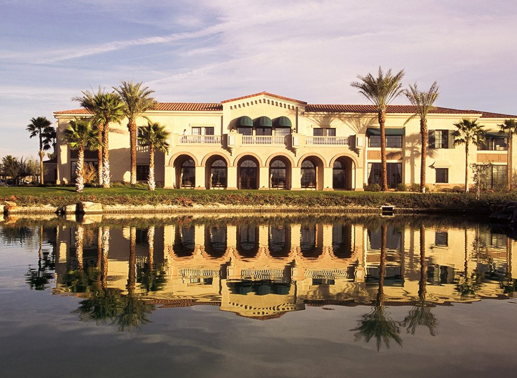 MBH Architects- Shadow Ridge -2