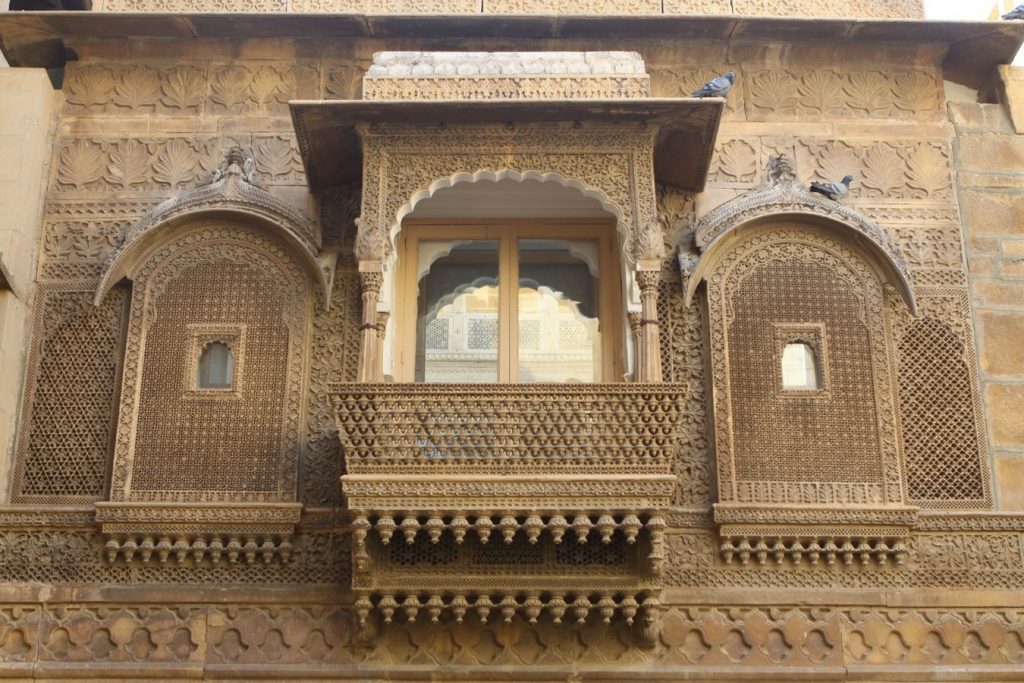 8 Elements of Vernacular Architecture Influenced by Religion -4