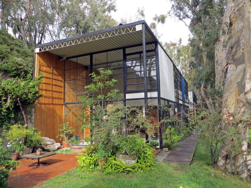 Modernist Architects - CHARLES AND RAY EAMES- Sheet1