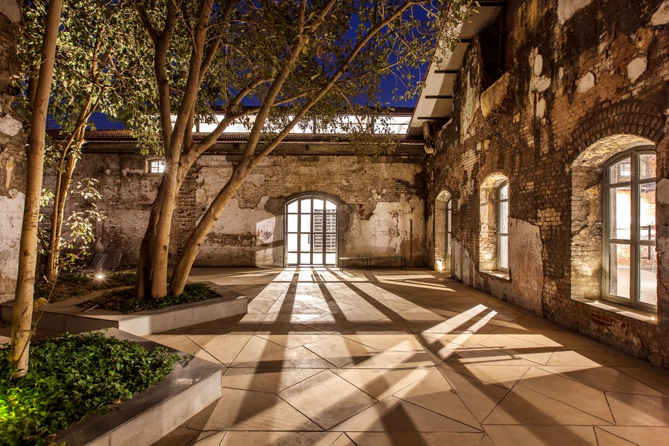 Contemporary examples of Adaptive Reuse-Alembic Industrial Heritage -2