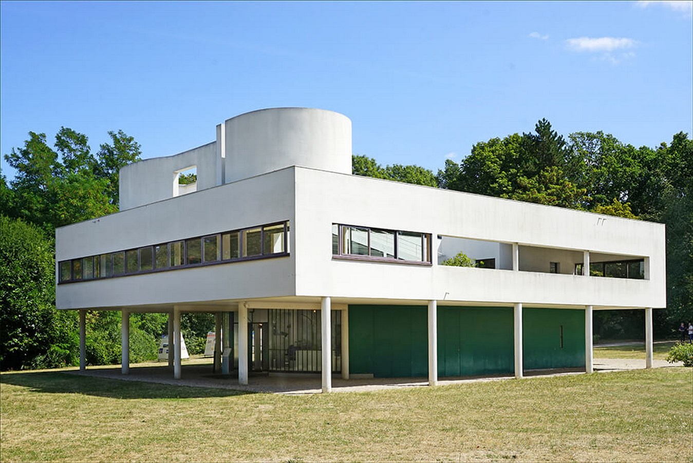 Examples of innovative use of Natural Light-Villa Savoye -1