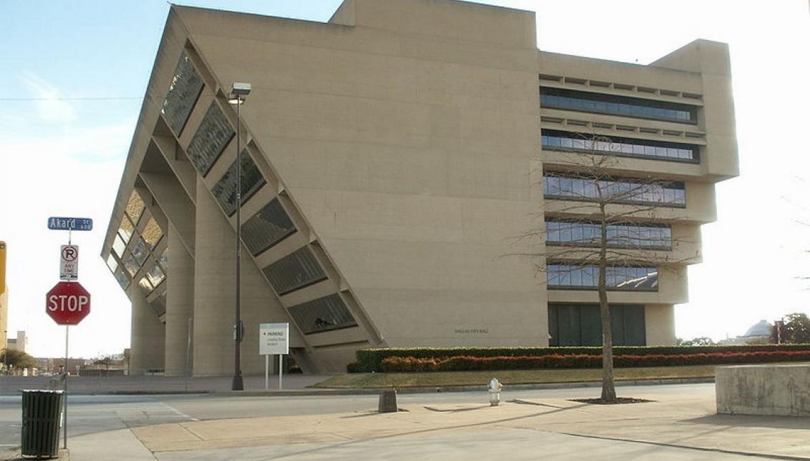 I.M. Pei- 15 Iconic Projects