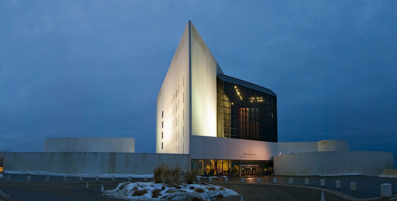 JOHN F. KENNEDY PRESIDENTIAL LIBRARY AND MUSEUM, BOSTON - Sheet1