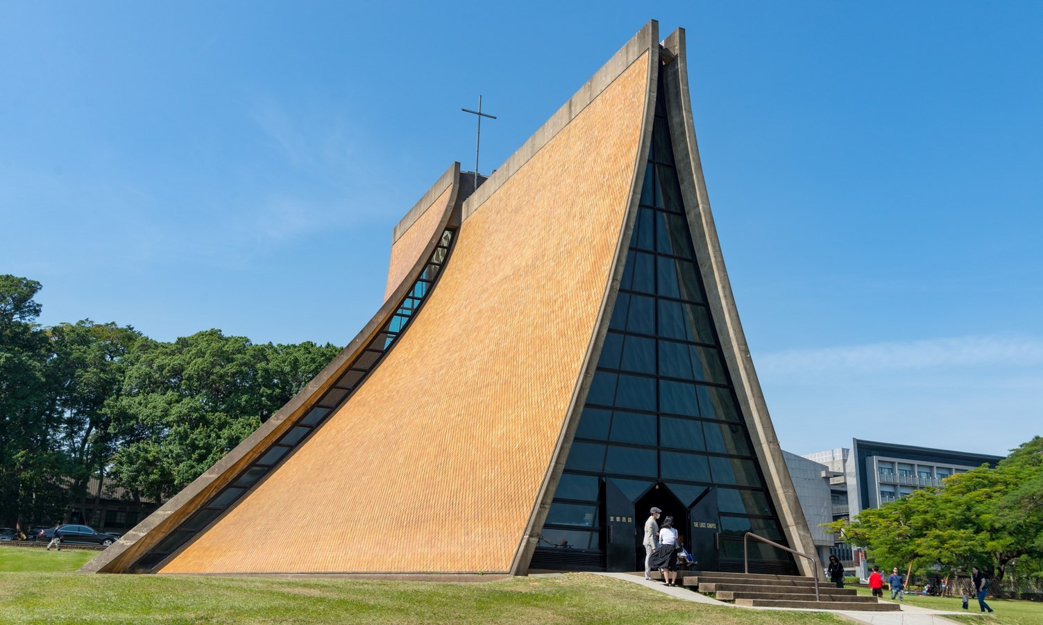 I.M. Pei- 15 Iconic Projects