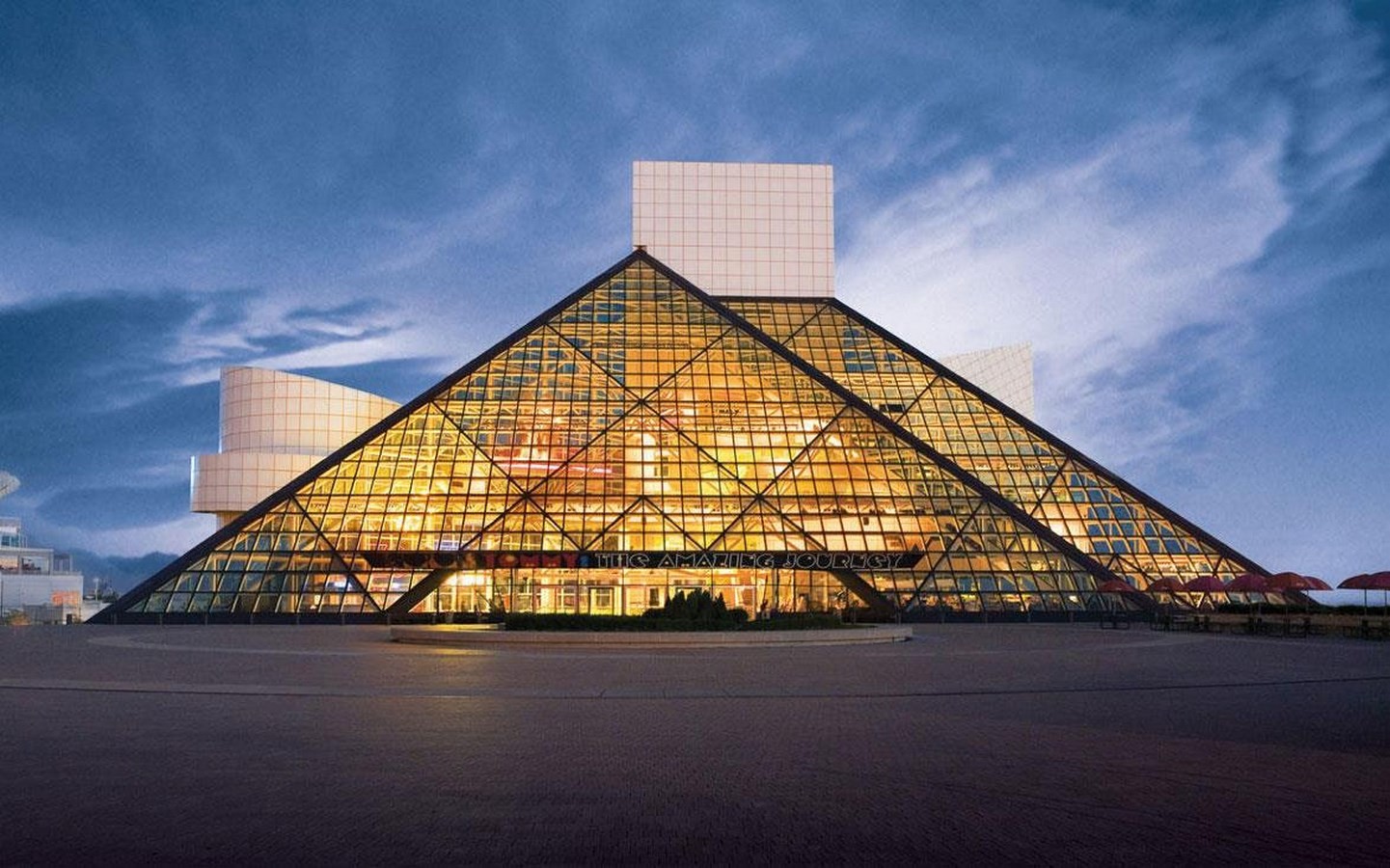 ROCK AND ROLL HALL OF FAME, CLEVELAND, OHIO - Sheet1