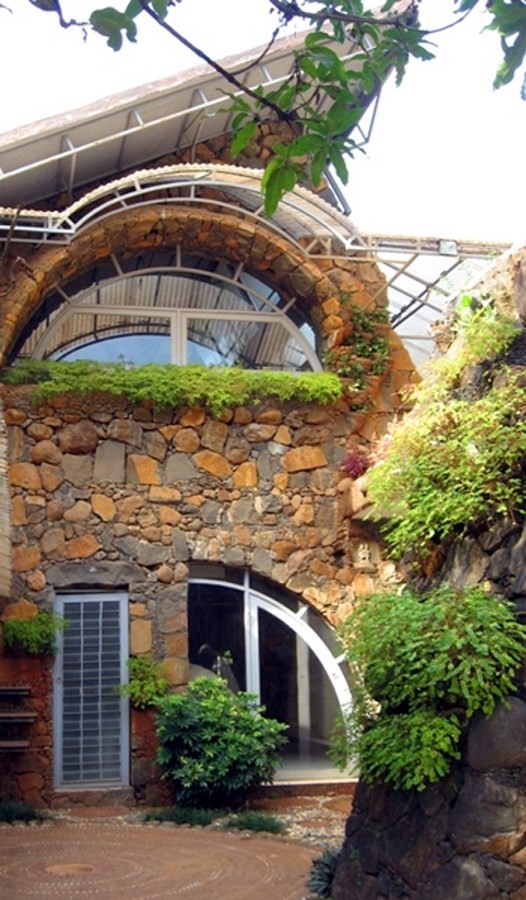 Nari Gandhi- 5 Iconic Projects