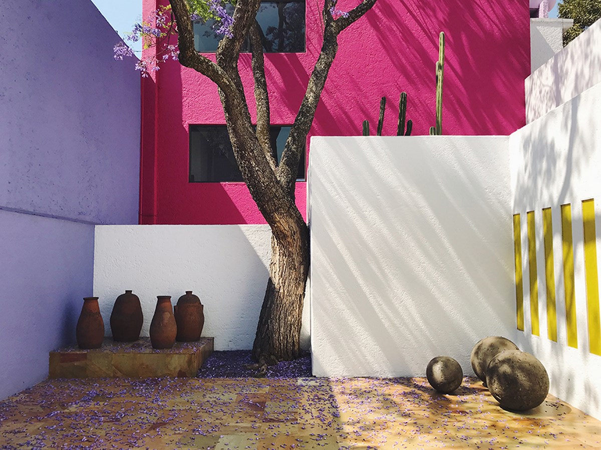 Famous Architects and their Homes-Luis Barragan -3