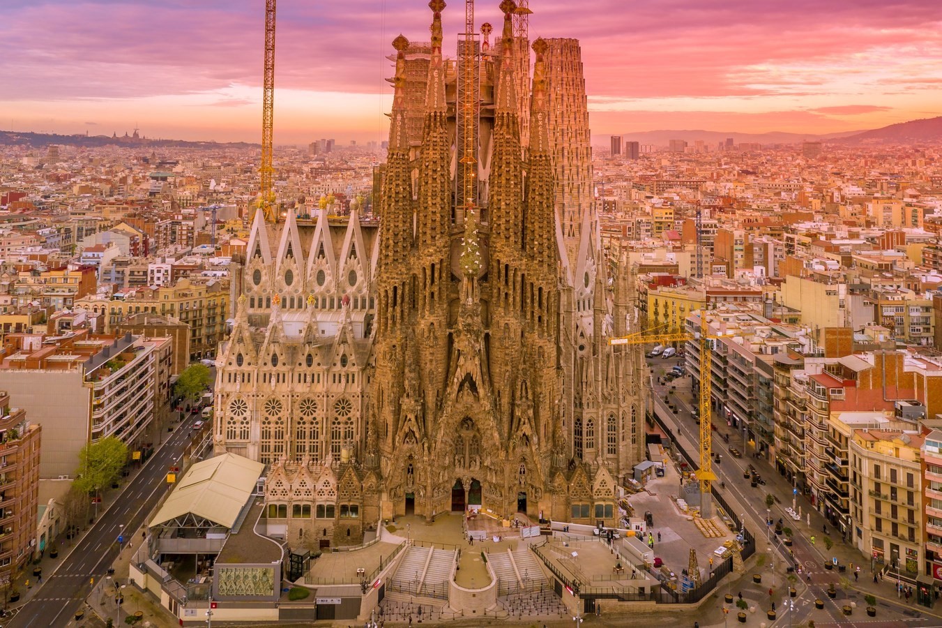 Sagrada Familia - Barcelona, Spain - Sheet3