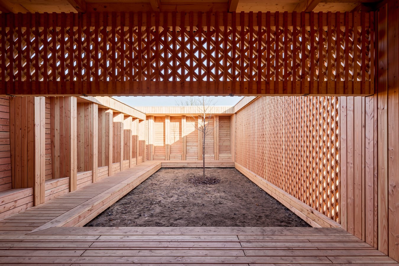 A1108- What Architects Must Know About Humanitarian Architecture -2