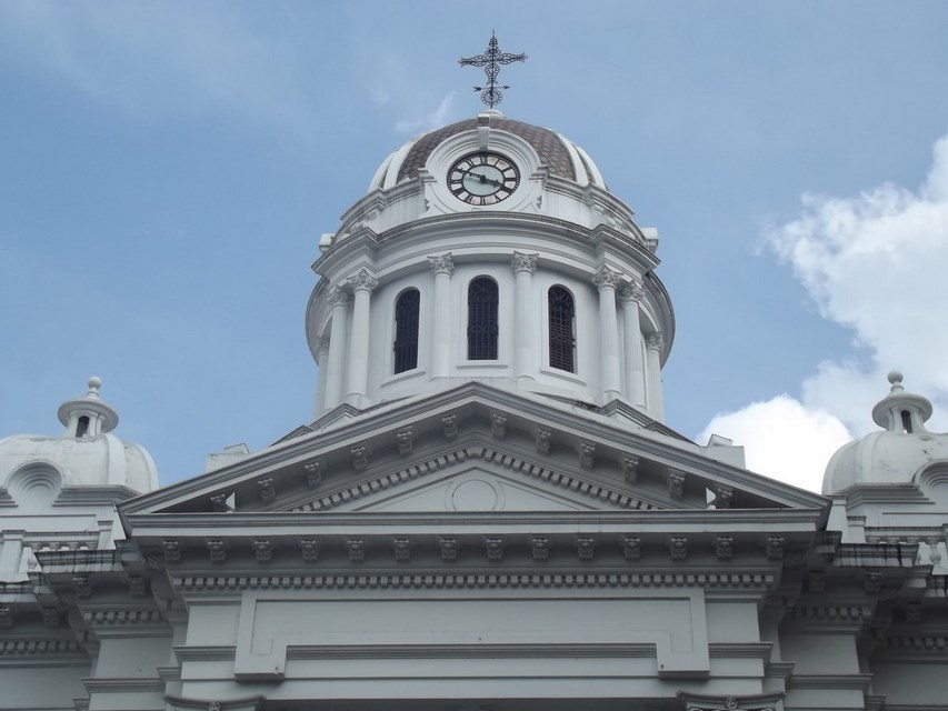 Places to visit in Cali for the Travelling Architect-Cathedral of St.Peter the Apostle -2