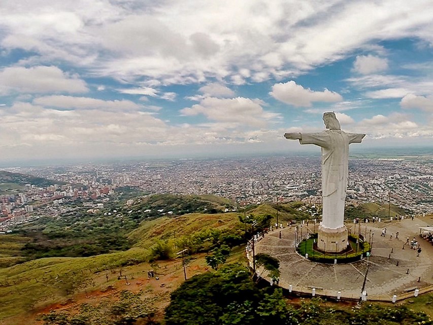 Places to visit in Cali for the Travelling Architect-Cristo Rey -2