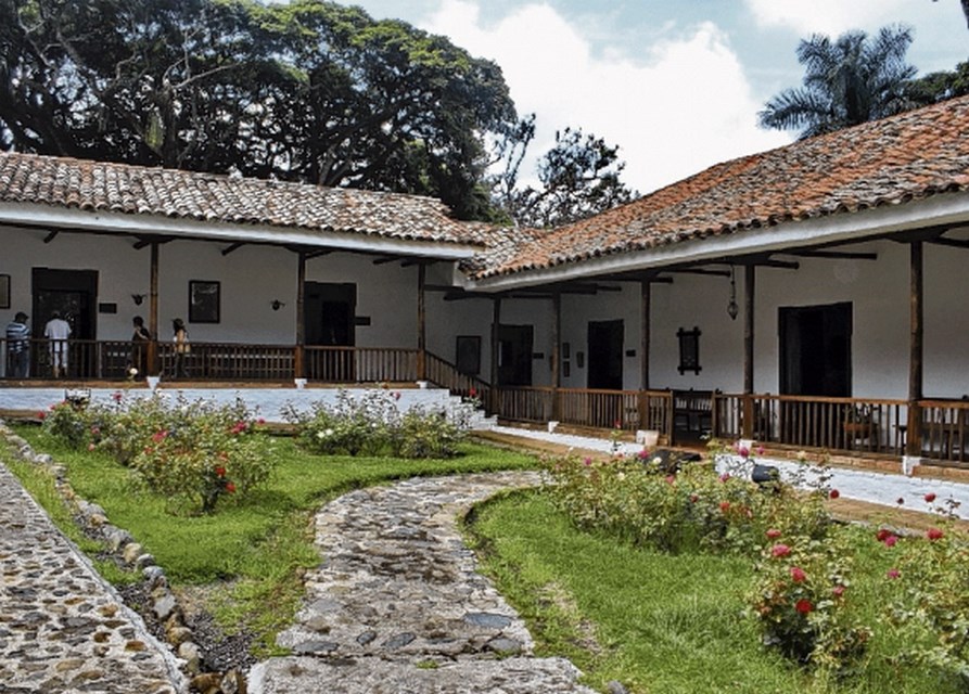 Places to visit in Cali for the Travelling Architect-Hacienda Paraiso -3