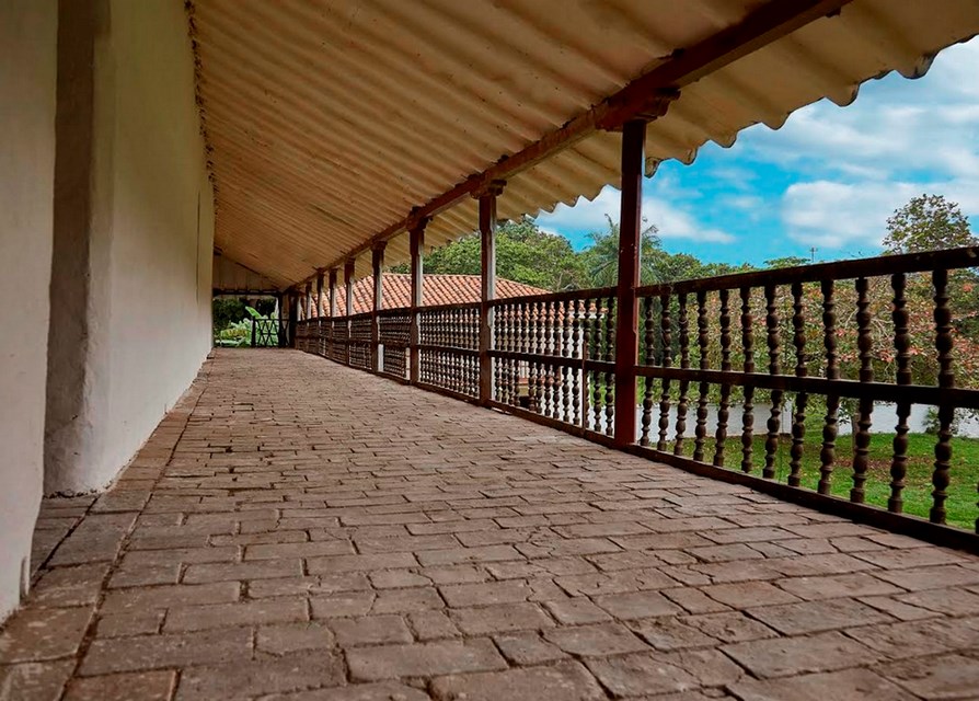 Places to visit in Cali for the Travelling Architect-The Canasgordas Estate -3