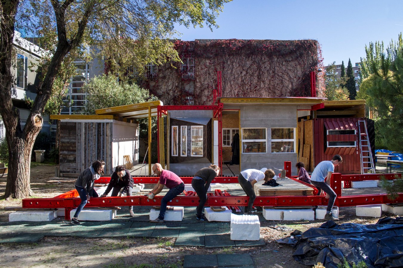 Guerrilla Architecture A Movement -4