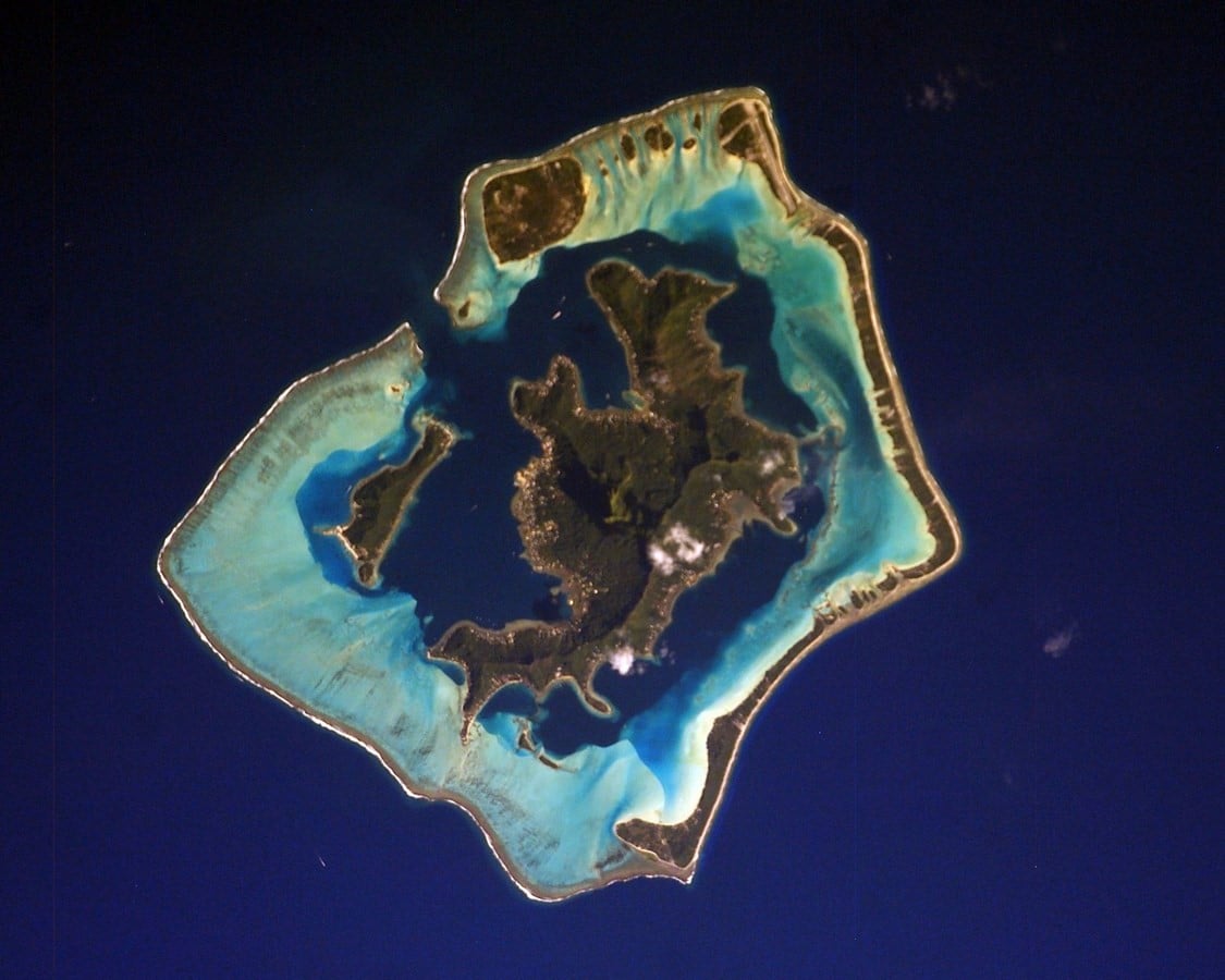 14 Places to visit in Bora Bora for the Travelling Architect - Sheet2