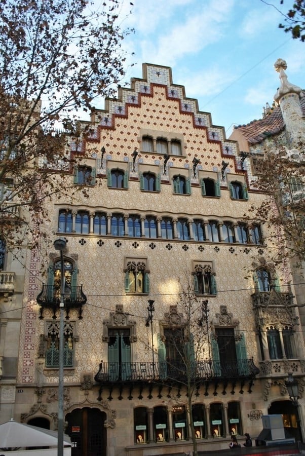 15 Examples of Art Nouveau in Architecture - Casa Amatller, Barcelona