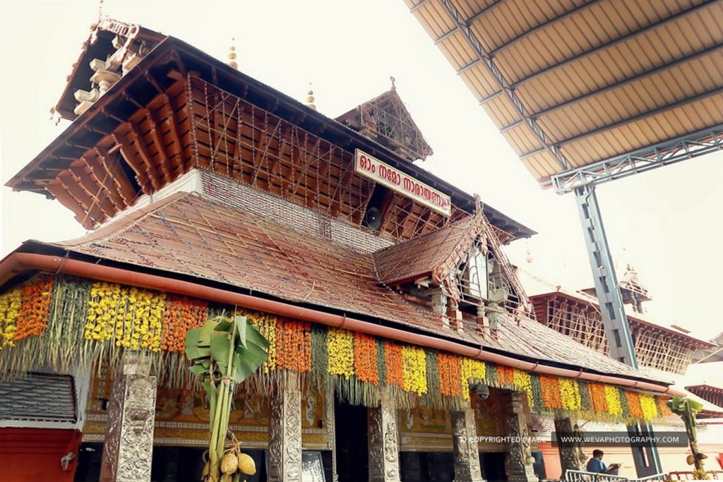 Famous Temples of South India-Guruvayoor Temple, Guruvayur, Kerala