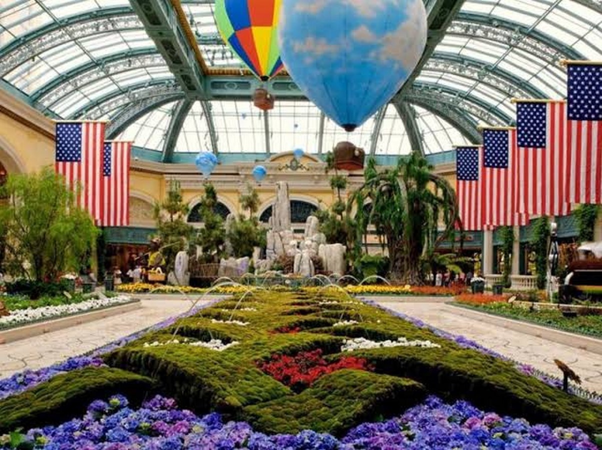 BELLAGIO CONSERVATORY AND BOTANICAL GARDEN - Sheet1