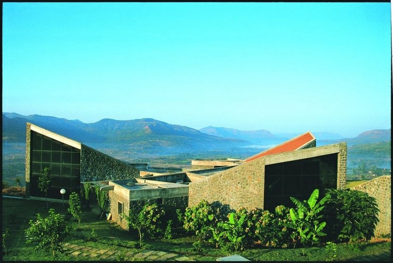 Christopher Benninger- Art of an Architect-Mahindra United World College -3