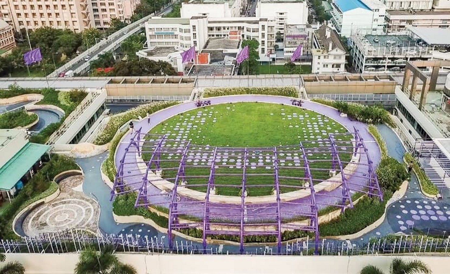 Kotchakorn Voraakhom- Fighting Climate- Kotchakorn Voraakhom-Ramathibodhi Hospital