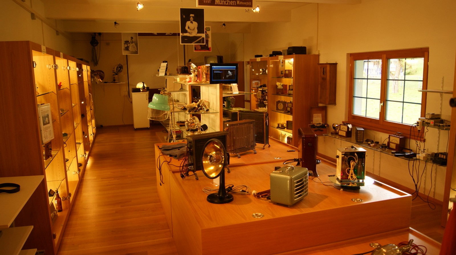 The Calculator and Typewriter Museum - Sheet2