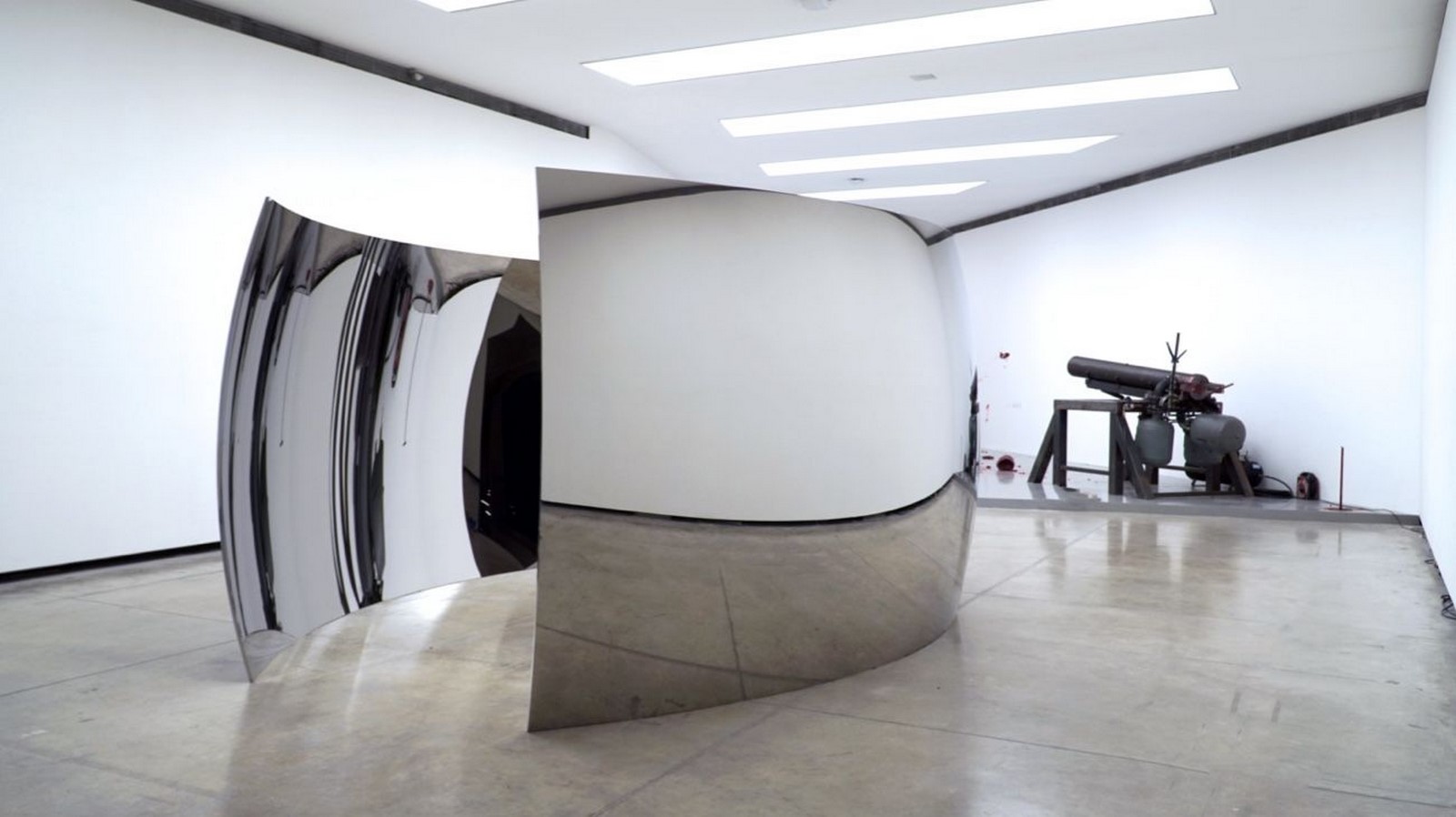 Anish Kapoor- Double Vertigo - Sheet2