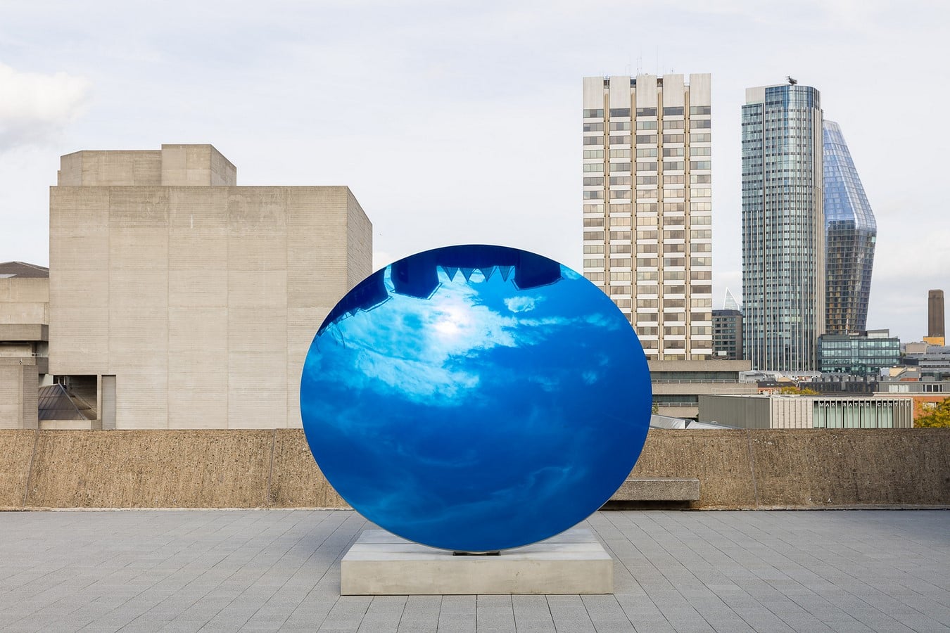 Anish Kapoor- Series of Sky Mirrors - Sheet3