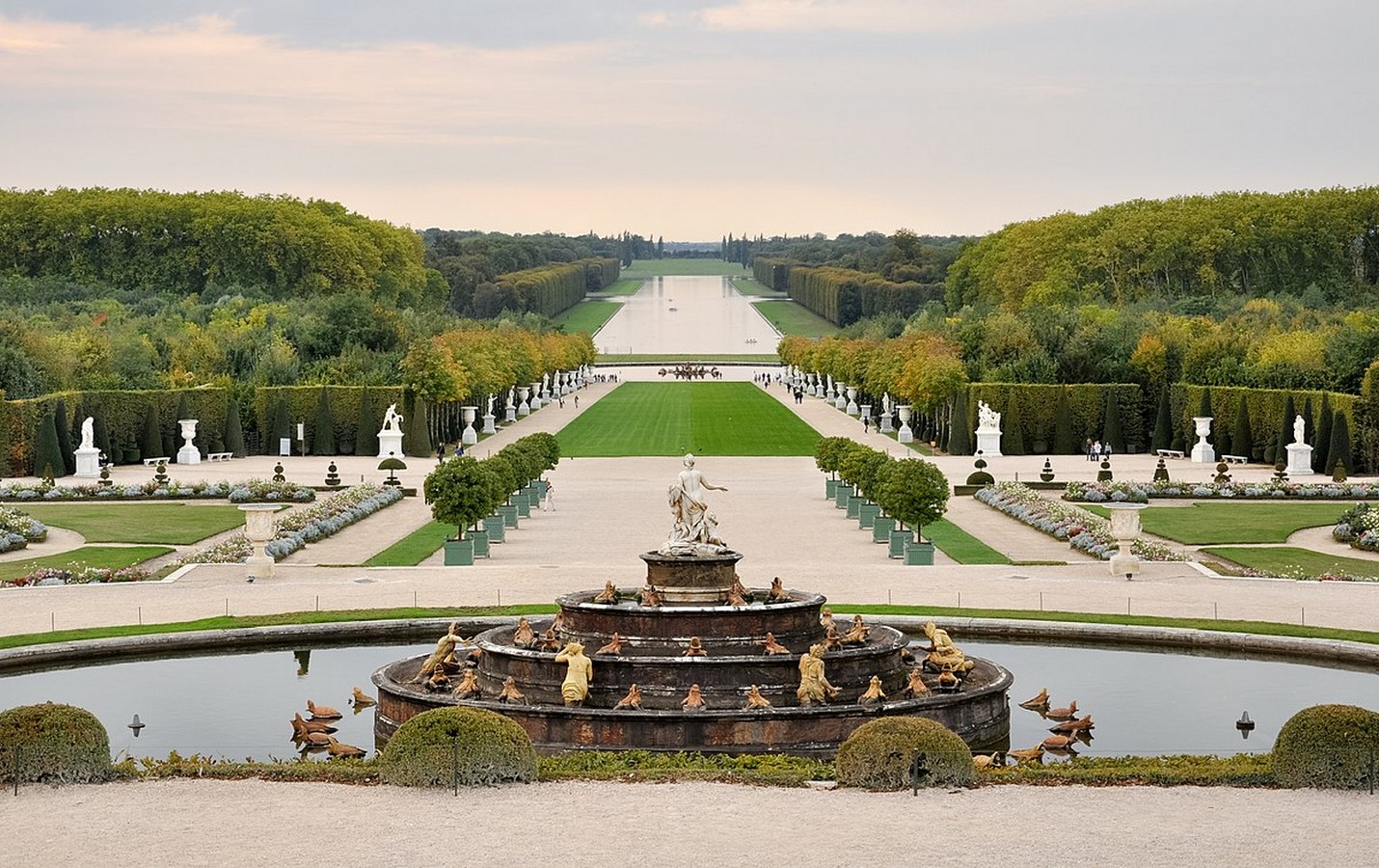 The Gardens of Versailles- Sheet3